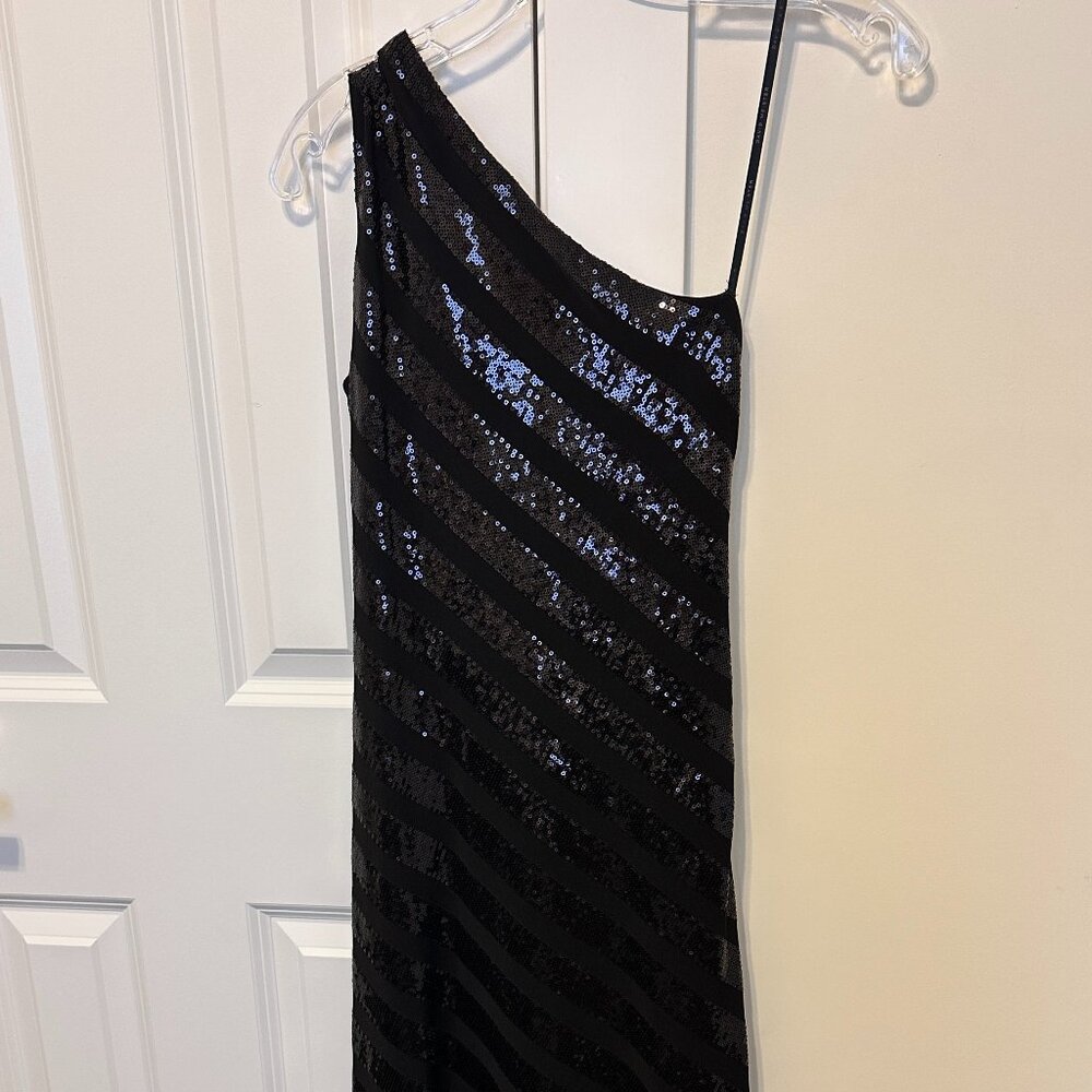 Black Sequined Floor Length One Shoulder David Meister Dress